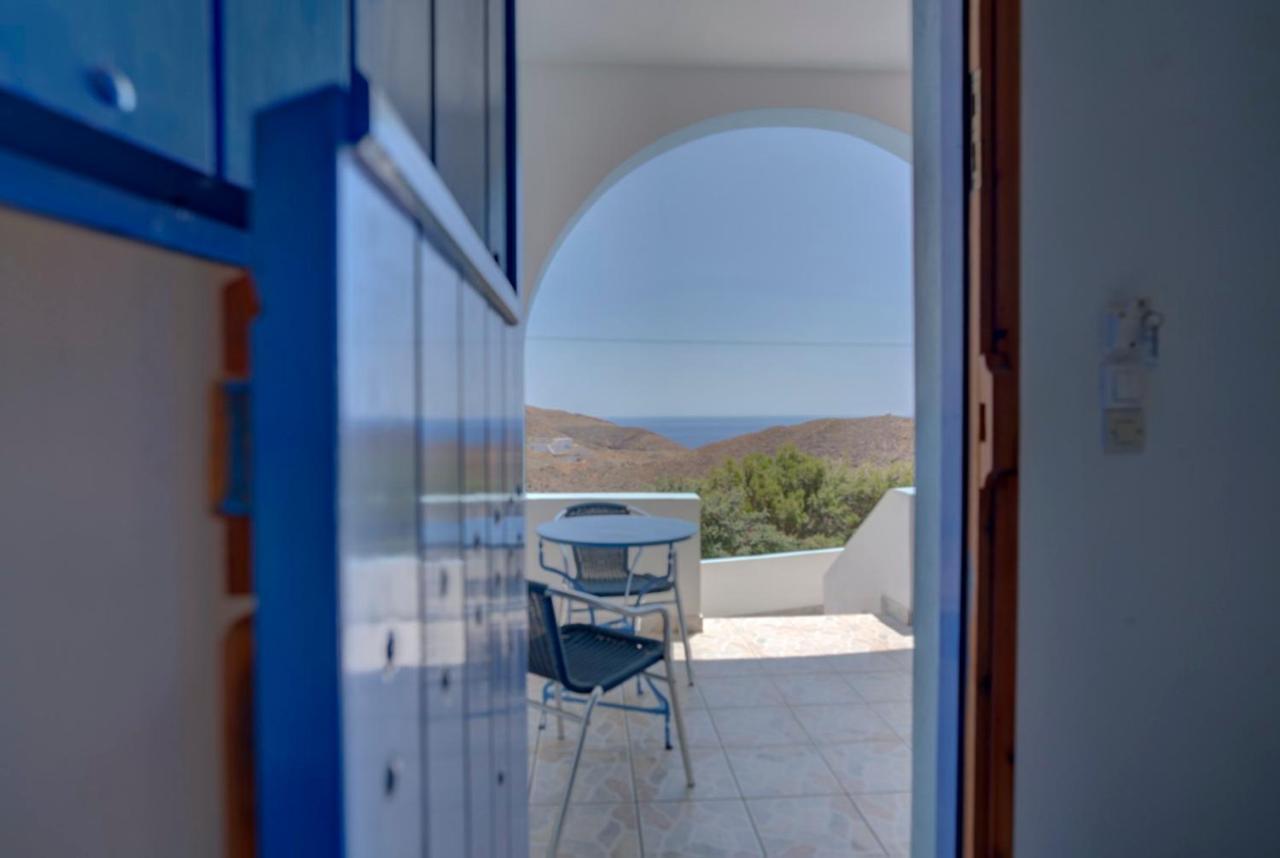 Hotel Panselinos Anafi Exterior foto